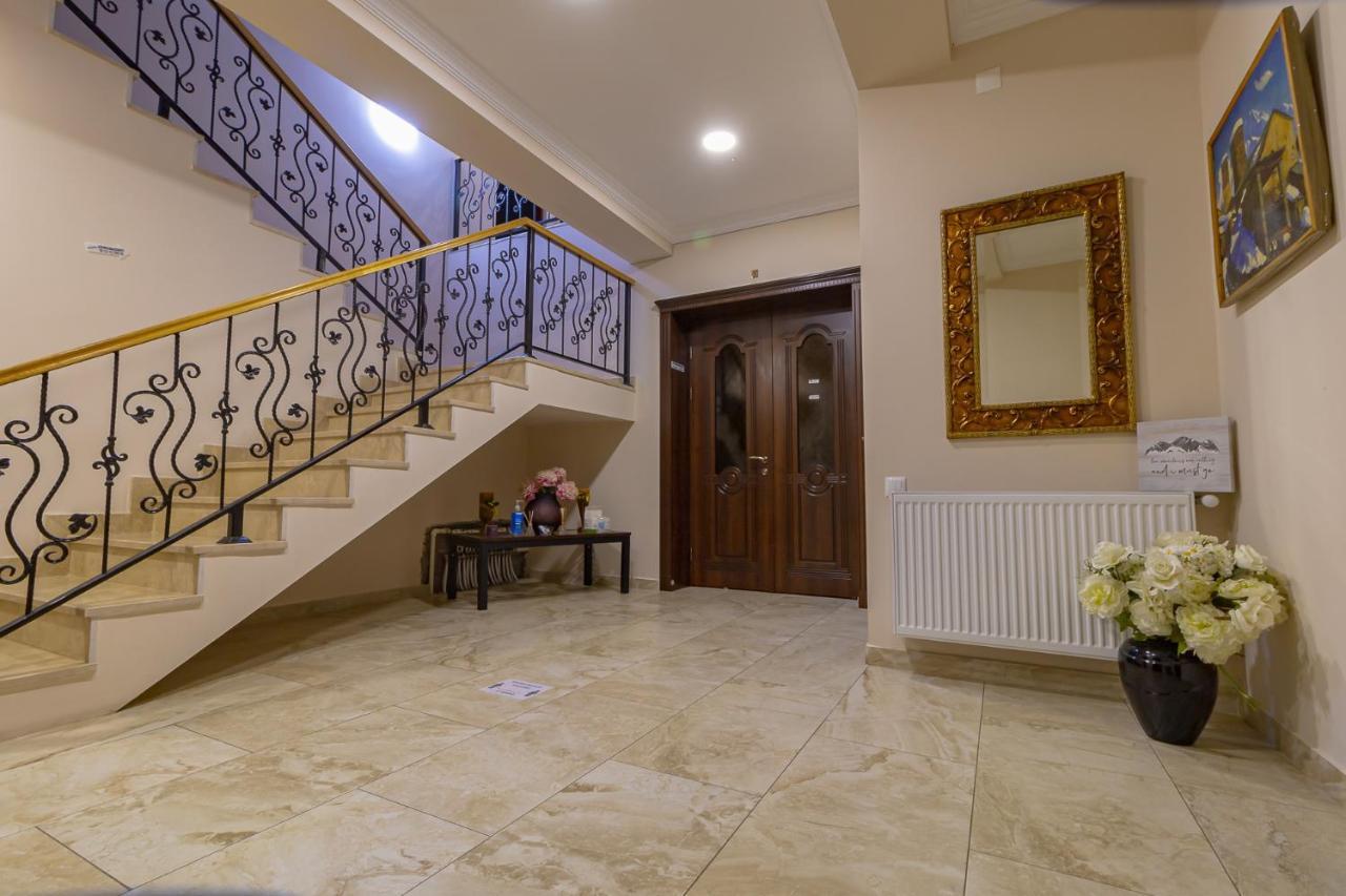 Hotel Patriot Μέστια Εξωτερικό φωτογραφία