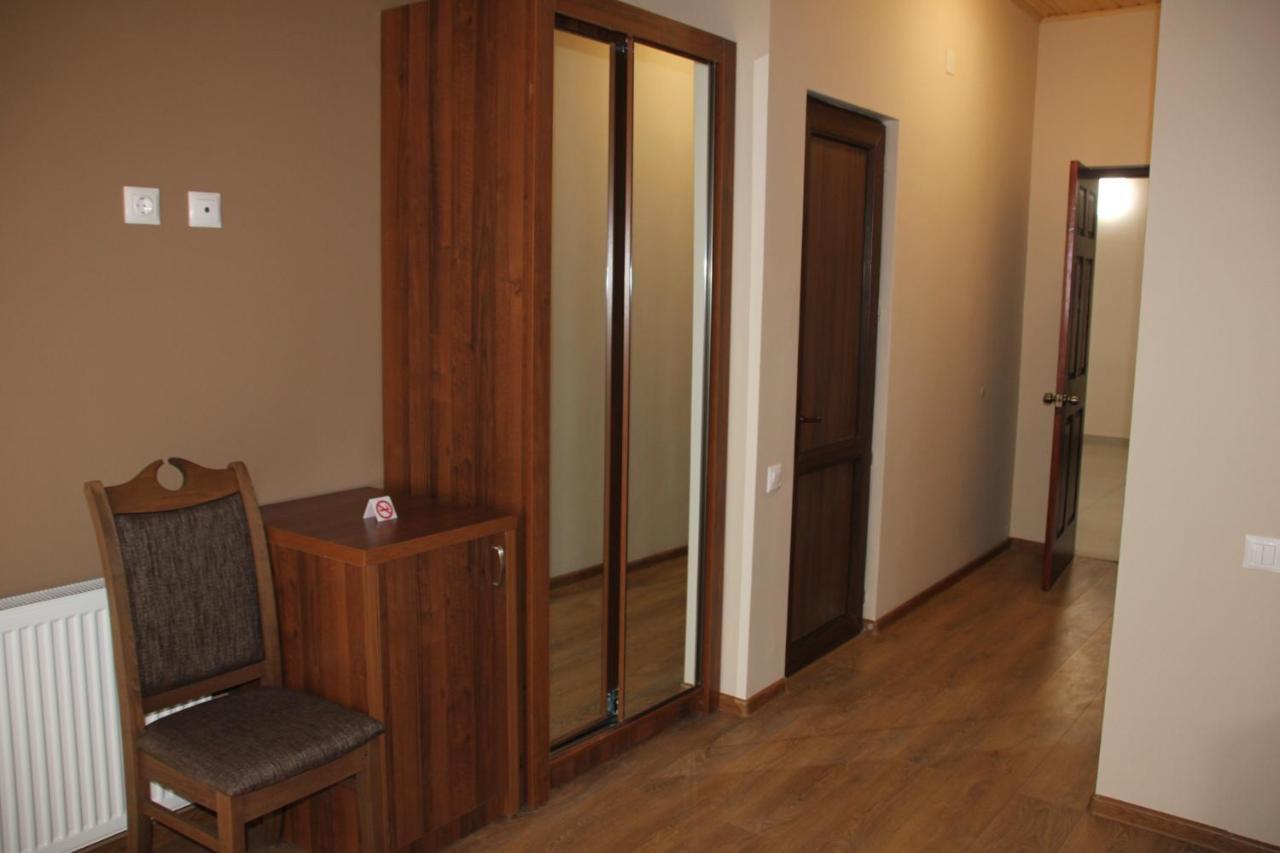 Hotel Patriot Μέστια Εξωτερικό φωτογραφία