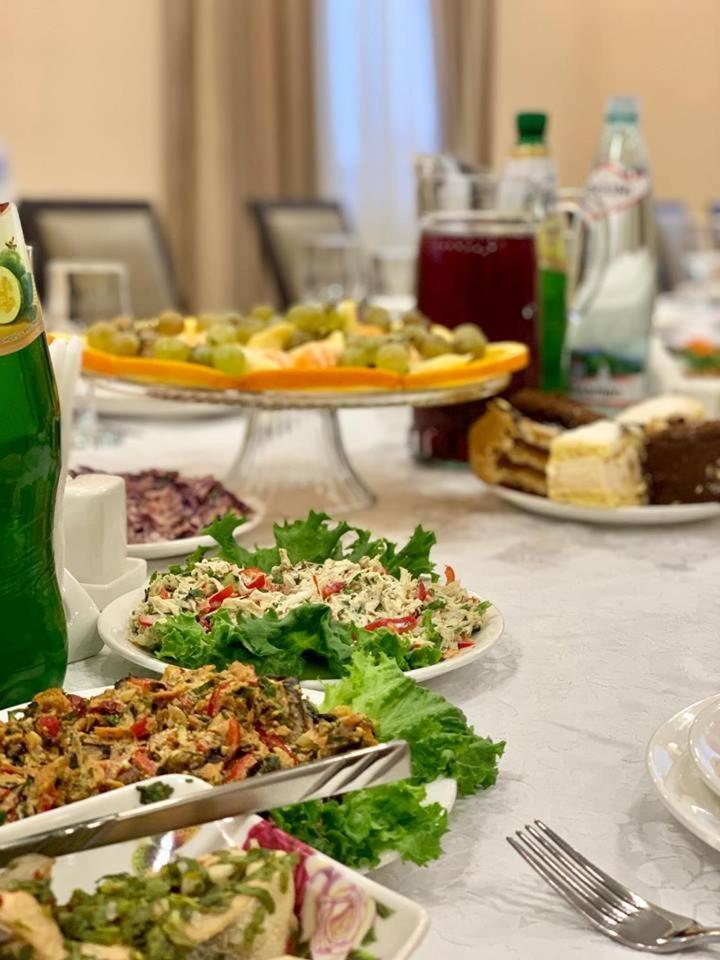 Hotel Patriot Μέστια Εξωτερικό φωτογραφία