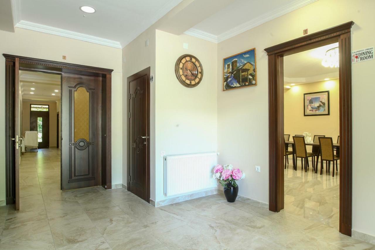 Hotel Patriot Μέστια Εξωτερικό φωτογραφία