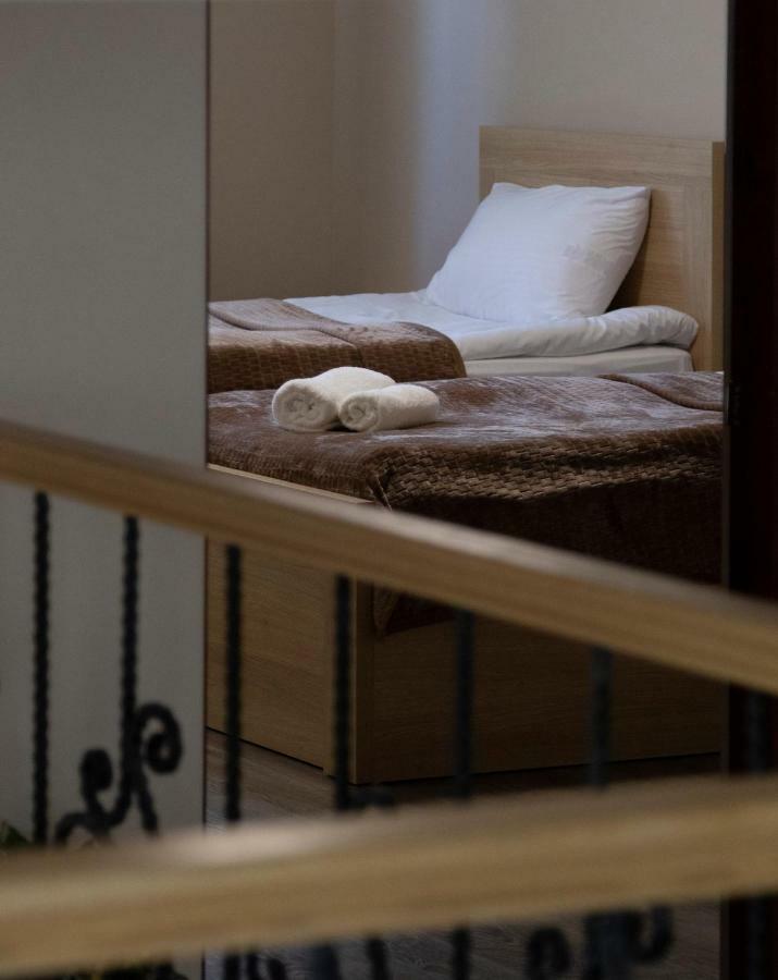 Hotel Patriot Μέστια Εξωτερικό φωτογραφία