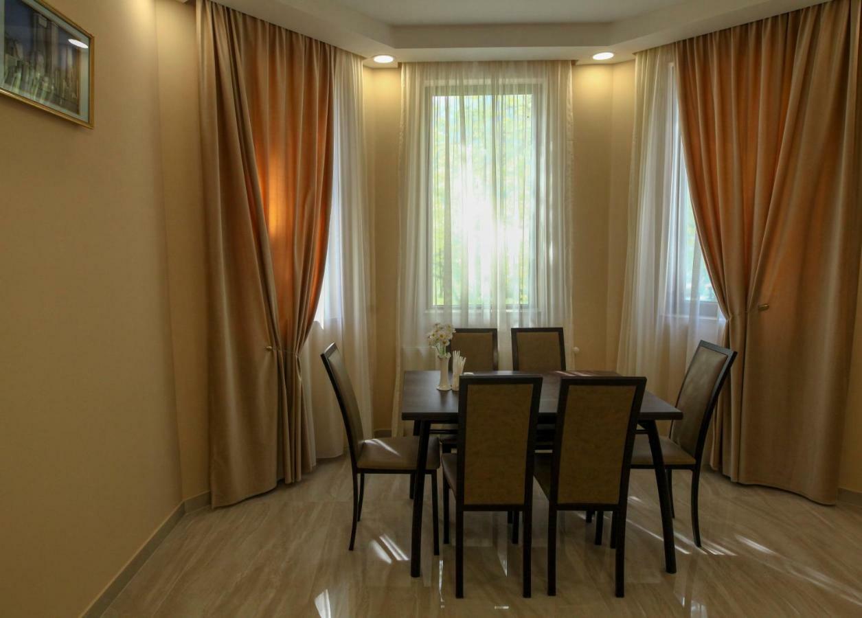 Hotel Patriot Μέστια Εξωτερικό φωτογραφία