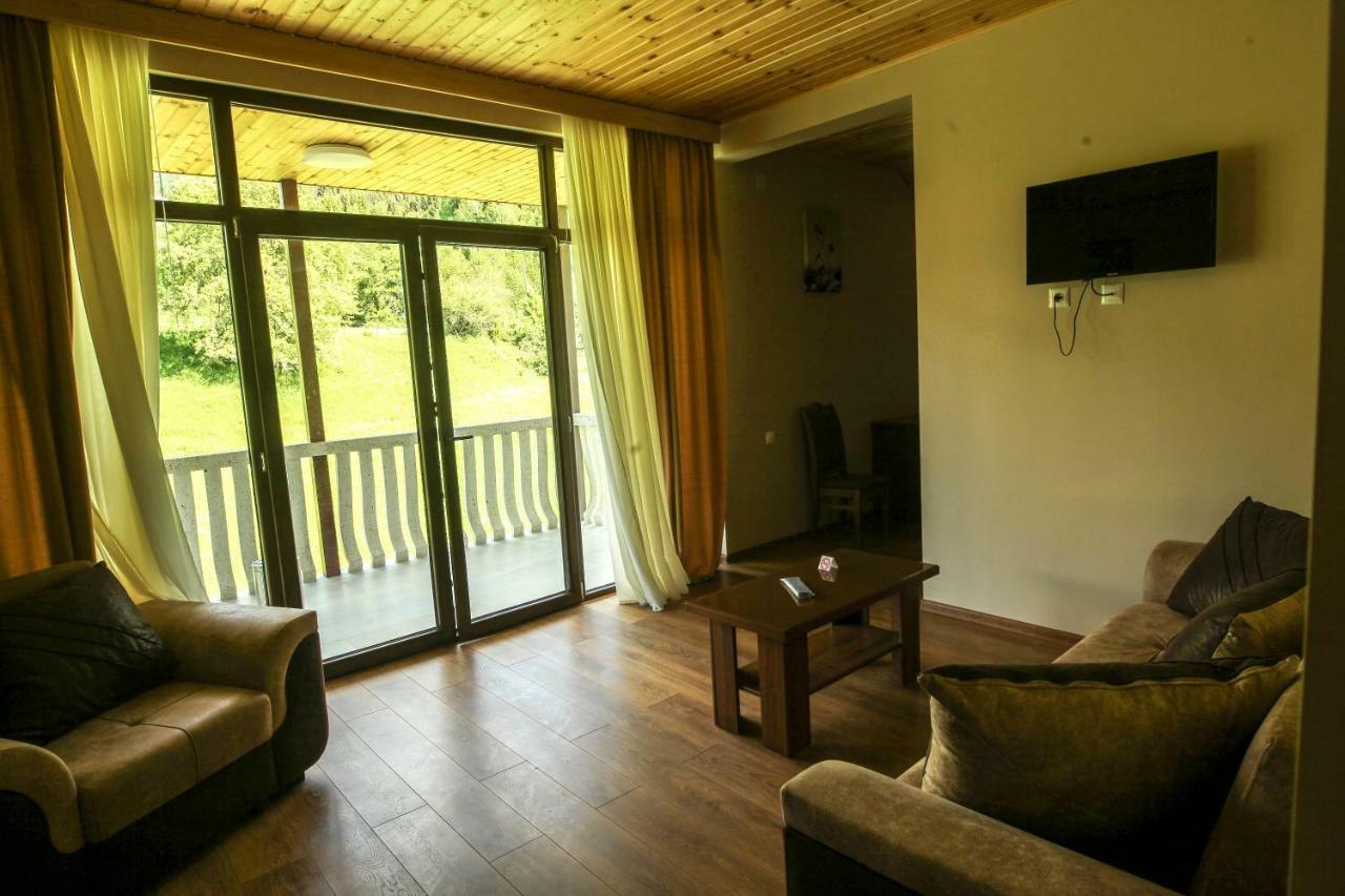 Hotel Patriot Μέστια Εξωτερικό φωτογραφία